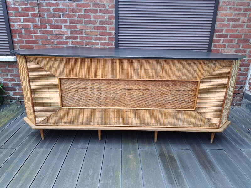 Bamboo and rattan bar counter