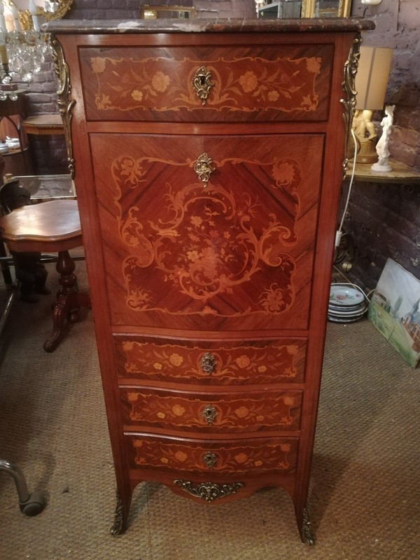 Curved lady's secretary in marquetry