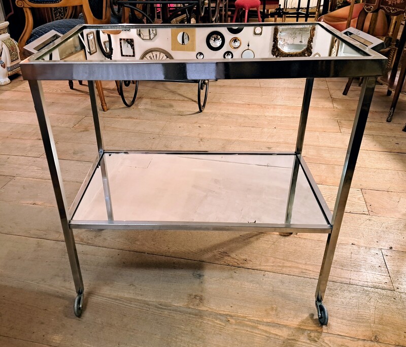Trolley in chromed metal and mirror trays