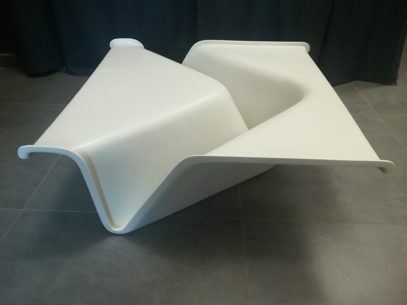 Kappa model lacquered cream fiberglass magazine rack coffee table