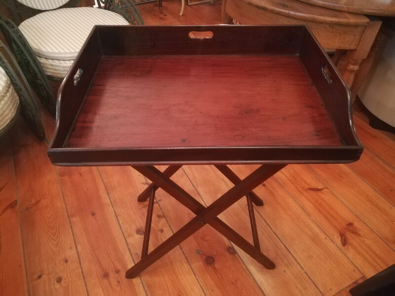 Mahogany butler tray table