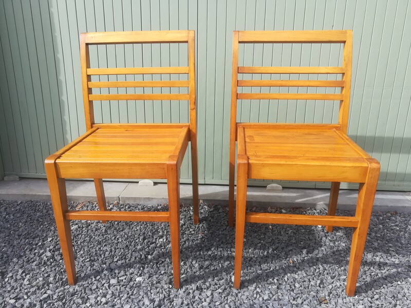 Pair of varnished beechwood chairs model 103
