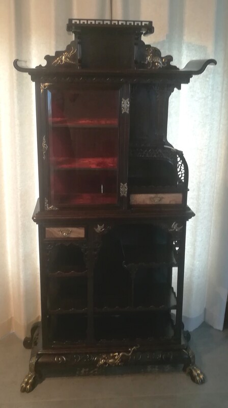 Dark wood and bronze ornaments Viardot style japanese showcase